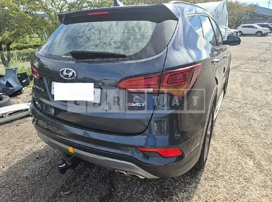 Photo 2 of 11: 2016 Hyundai Santa Fe — Korean insurance auction