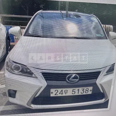 Photo 1 of 6: 2017 Lexus CT200h — Korean insurance auction