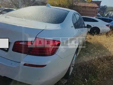 Photo 2 of 7: 2016 BMW 520d, VIN WBA5E5100GG205366 — Korean insurance auction