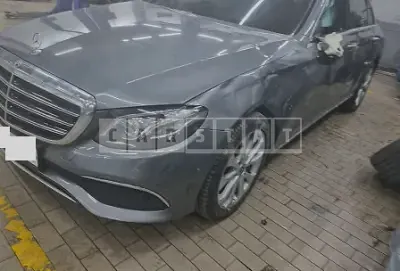 Photo 1 of 9: 2019 Mercedes-Benz E220d 4Matic, VIN WDDZF0FB7KA654530 — Korean insurance auction