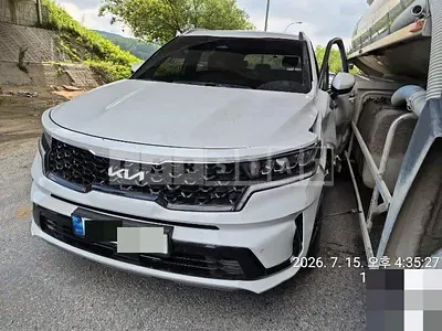 Photo 1 of 14: 2022 Kia Sorento 2.2 — Korean insurance auction
