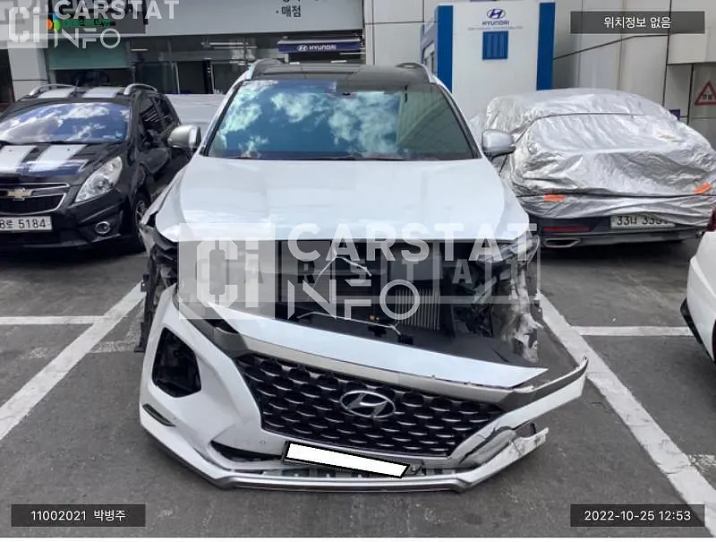 Photo 2 of 12: 2018 Hyundai Santa Fe, VIN KMHS581CDKU119428 — Korean insurance auction