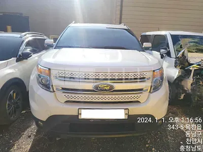 Photo 1 of 14: 2015 Ford Explorer, VIN 1FM5K8F84FGB35179 — Korean insurance auction