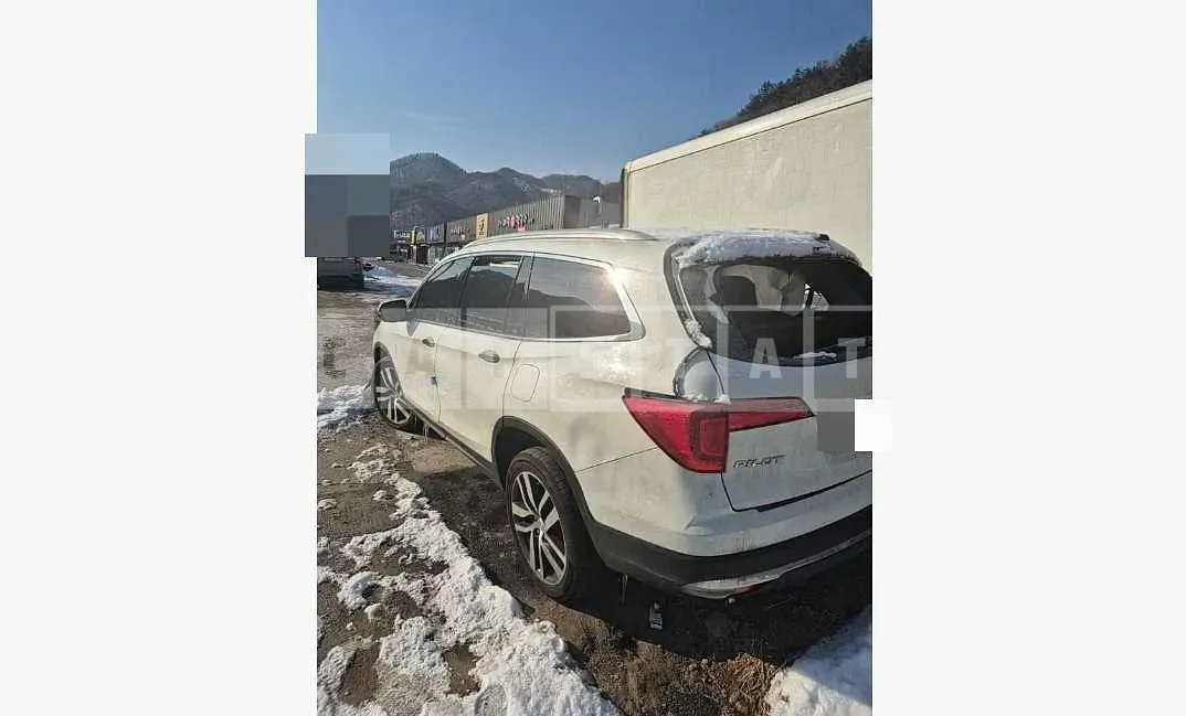 Photo 2 of 19: 2017 Honda Pilot — Korean insurance auction