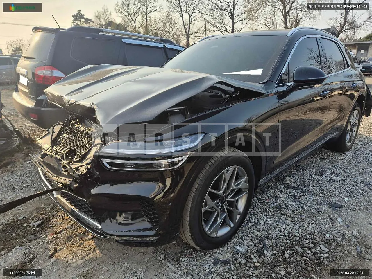 Photo 2 of 12: 2021 Genesis GV70, VIN KMTMA81BBMU032060 — Korean insurance auction