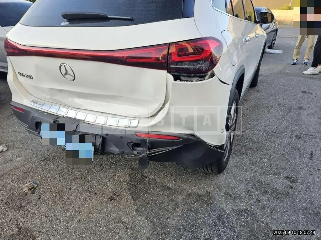 Photo 2 of 38: 2021 Mercedes-Benz EQA250 — Korean insurance auction