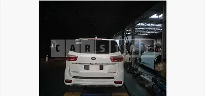 Photo 1 of 15: 2018 Kia Carnival Limousine — Korean insurance auction