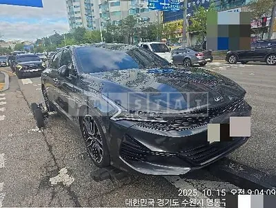 Photo 1 of 13: 2020 Kia K5 — Korean insurance auction