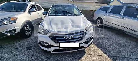 Photo 2 of 28: 2017 Hyundai Santa Fe, VIN KMHSW81UDHU703734 — Korean insurance auction