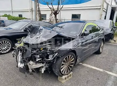 Photo 1 of 20: 2021 BMW 620d, VIN WBAJY810XMCG33216 — Korean insurance auction