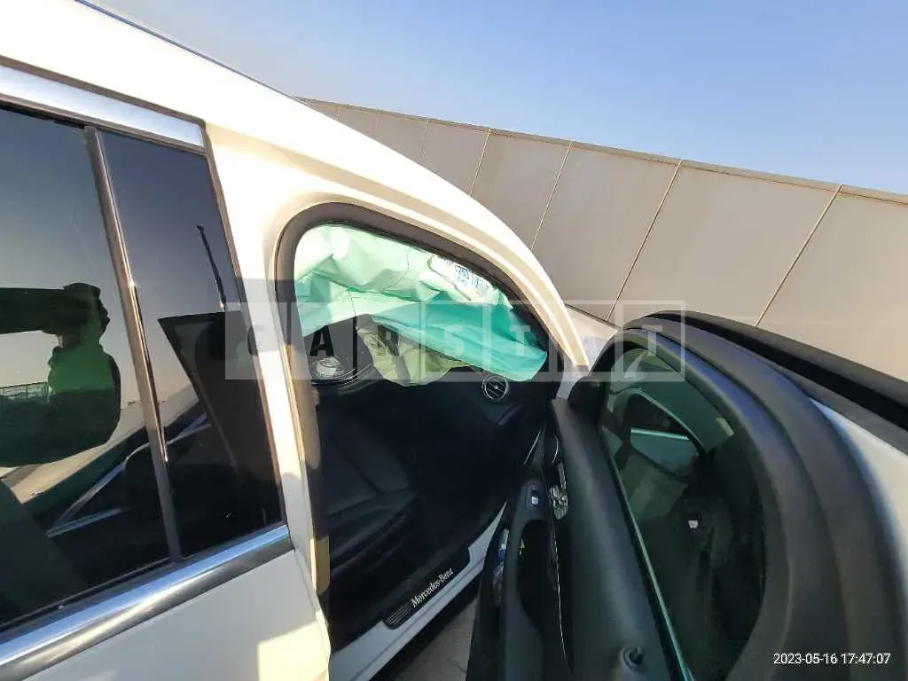 Photo 2 of 50: 2019 Mercedes-Benz GLC300 4Matic Coupe, VIN WDC0J4KBXKF528657 — Korean insurance auction