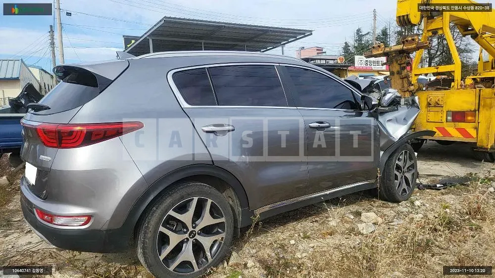 Photo 2 of 12: 2017 Kia Sportage, VIN KNAPN813BJK349356 — Korean insurance auction