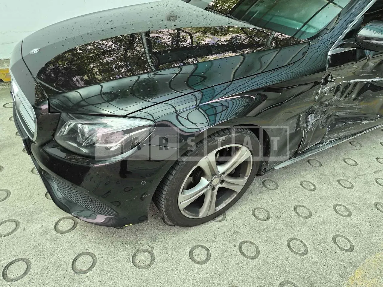 Photo 2 of 19: 2016 Mercedes-Benz E220 d, VIN WDDZF0EB8HA063648 — Korean insurance auction