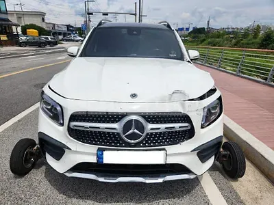 Photo 1 of 31: 2021 Mercedes-Benz GLB250, VIN W1N4M4HB3MW113441 — Korean insurance auction