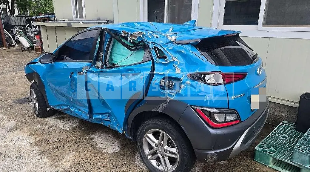 Photo 2 of 5: 2021 Hyundai Kona — Korean insurance auction