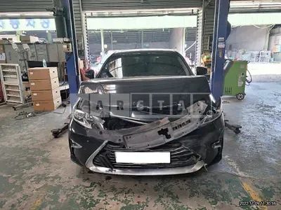 Photo 1 of 12: 2017 Lexus ES300h, VIN JTHBW1GG6H2156932 — Korean insurance auction