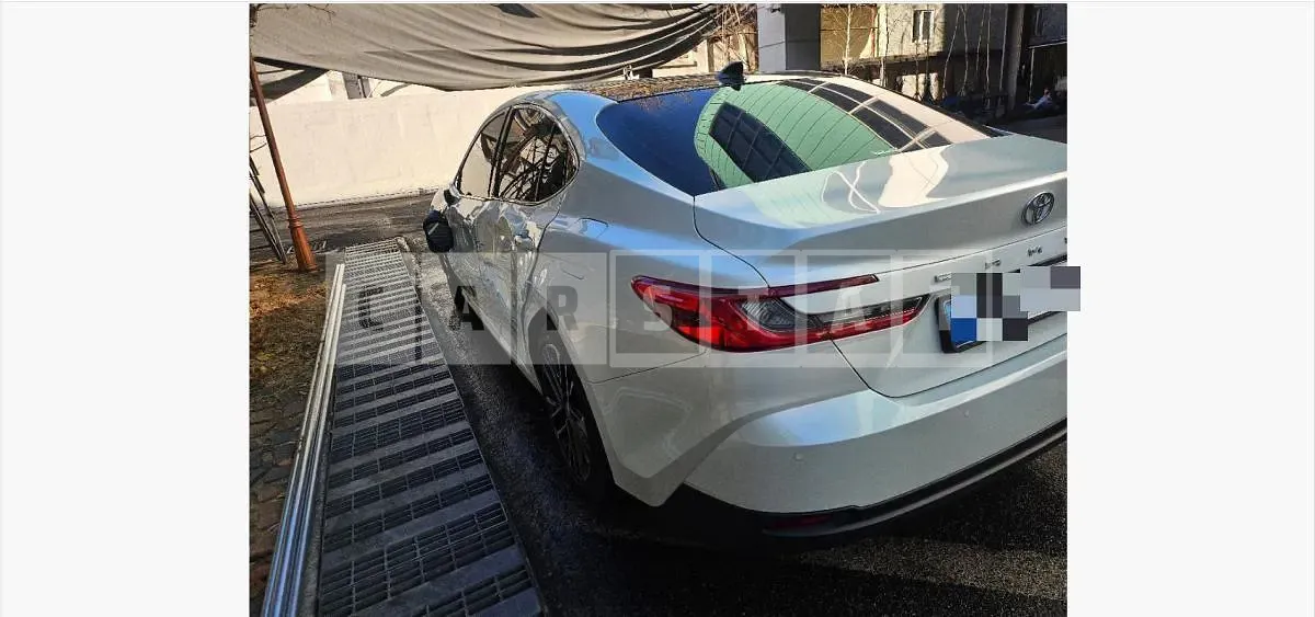 Photo 2 of 24: 2024 Toyota Camry Hybrid — Korean insurance auction