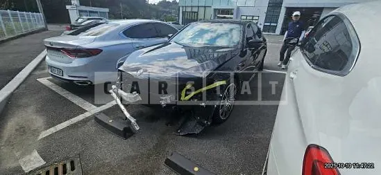 Photo 2 of 20: 2019 BMW 530i xDrive M Sport Package Plus, VIN WBAJD9108KWW11225 — Korean insurance auction