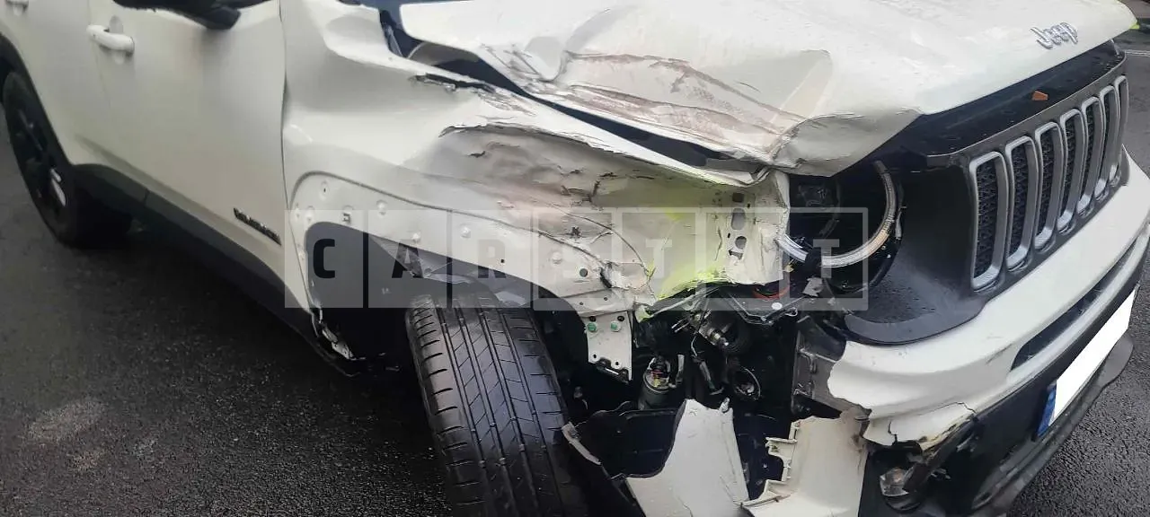 Photo 2 of 19: 2023 Jeep Zip Renegade 1.3 FWD, VIN 1C4NJCD16PPP64623 — Korean insurance auction