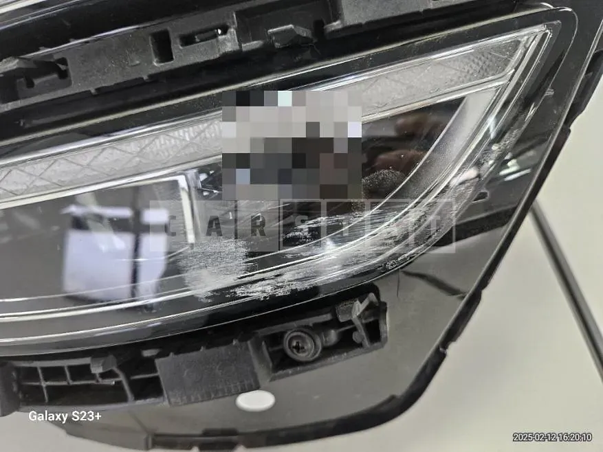 Photo 3 of 3: 2022 Genesis (parts) G80 Headlamp — Korean insurance auction
