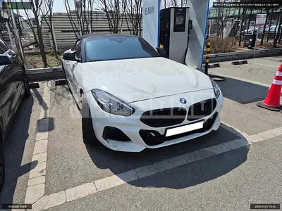 Photo 1 of 8: 2020 BMW Z4 sDrive20i M Sport, VIN WBAHF7107LWW62391 — Korean insurance auction