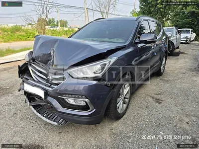 Photo 1 of 13: 2018 Hyundai Santa Fe, VIN KMHSW81UBJU860332 — Korean insurance auction