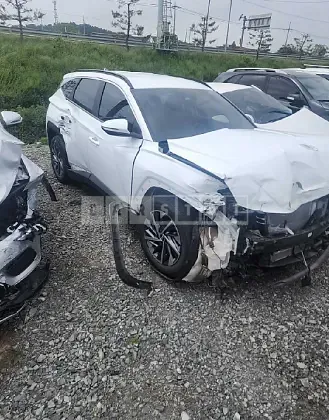 Photo 2 of 13: 2022 Hyundai Tucson — Korean insurance auction