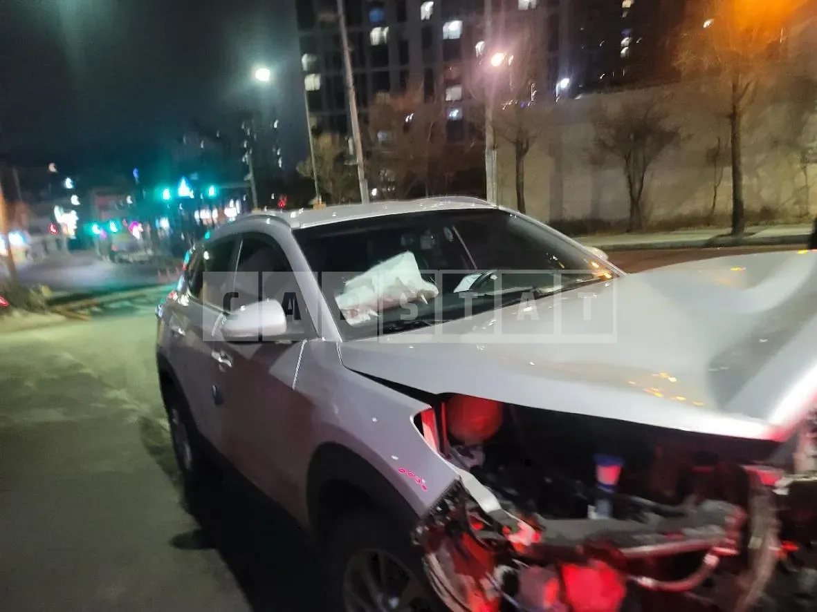 Photo 2 of 5: 2015 Hyundai Tucson TL — Korean insurance auction