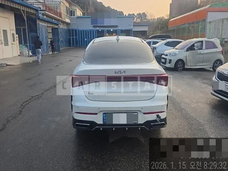 Photo 2 of 28: 2022 Kia K5 — Korean insurance auction