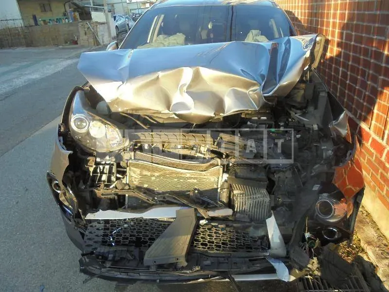 Photo 2 of 9: 2018 Kia Sportage, VIN KNAPM813BJK520983 — Korean insurance auction