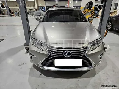 Photo 1 of 26: 2018 Lexus ES300h — Korean insurance auction