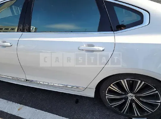 Photo 2 of 17: 2021 Volvo S90 B5, VIN LVYPTL12DMP237532 — Korean insurance auction