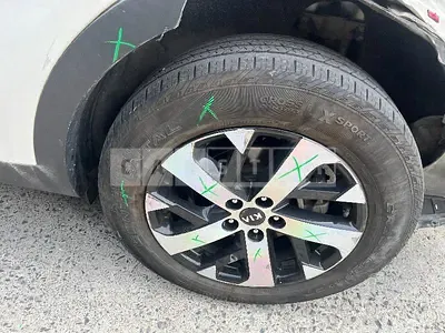 Photo 1 of 2: 2020 Kia (parts) Sorento Wheels — Korean insurance auction
