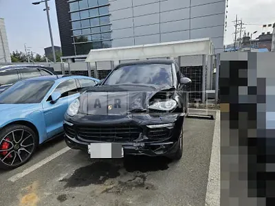 Photo 1 of 40: 2016 Porsche Cayenne Diesel — Korean insurance auction