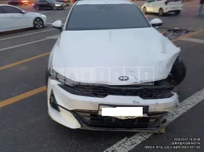 Photo 1 of 13: 2020 Kia K5, VIN KNAG641BBLA030505 — Korean insurance auction