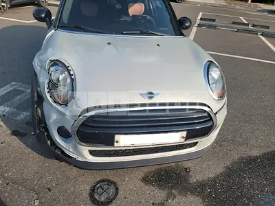 Photo 1 of 9: 2015 MINI Cooper (5 Door), VIN WMWXU110XG2A92871 — Korean insurance auction