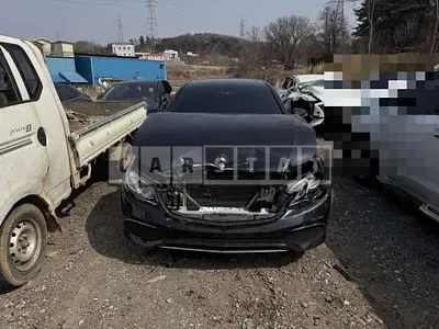 Photo 1 of 8: 2019 Mercedes-Benz E220 d — Korean insurance auction