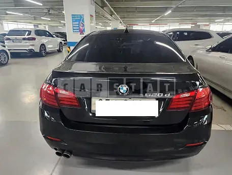 Photo 2 of 9: 2015 BMW 520d — Korean insurance auction