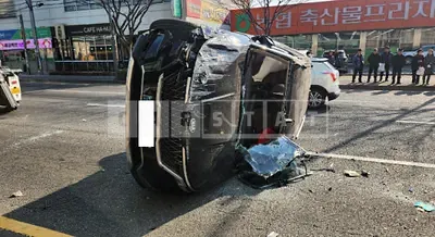 Photo 1 of 50: 2021 Hyundai Kia Carnival — Korean insurance auction