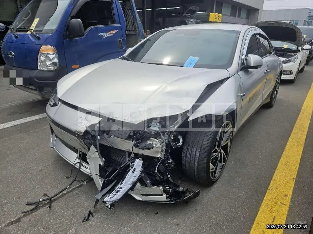 Photo 2 of 23: 2023 Hyundai IONIQ 6 AWD Long Range — Korean insurance auction