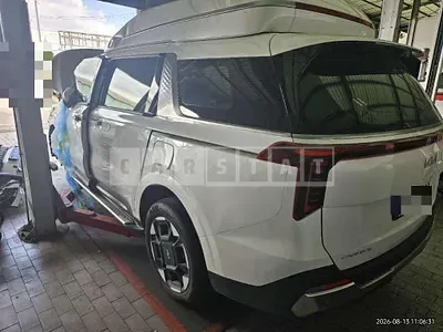 Photo 1 of 20: 2025 Kia Carnival Hybrid — Korean insurance auction