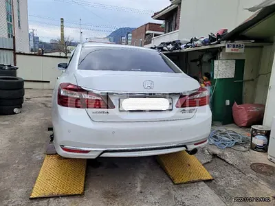 Photo 1 of 14: 2016 Honda Accord 2.4, VIN 1HGCR2680GA511583 — Korean insurance auction