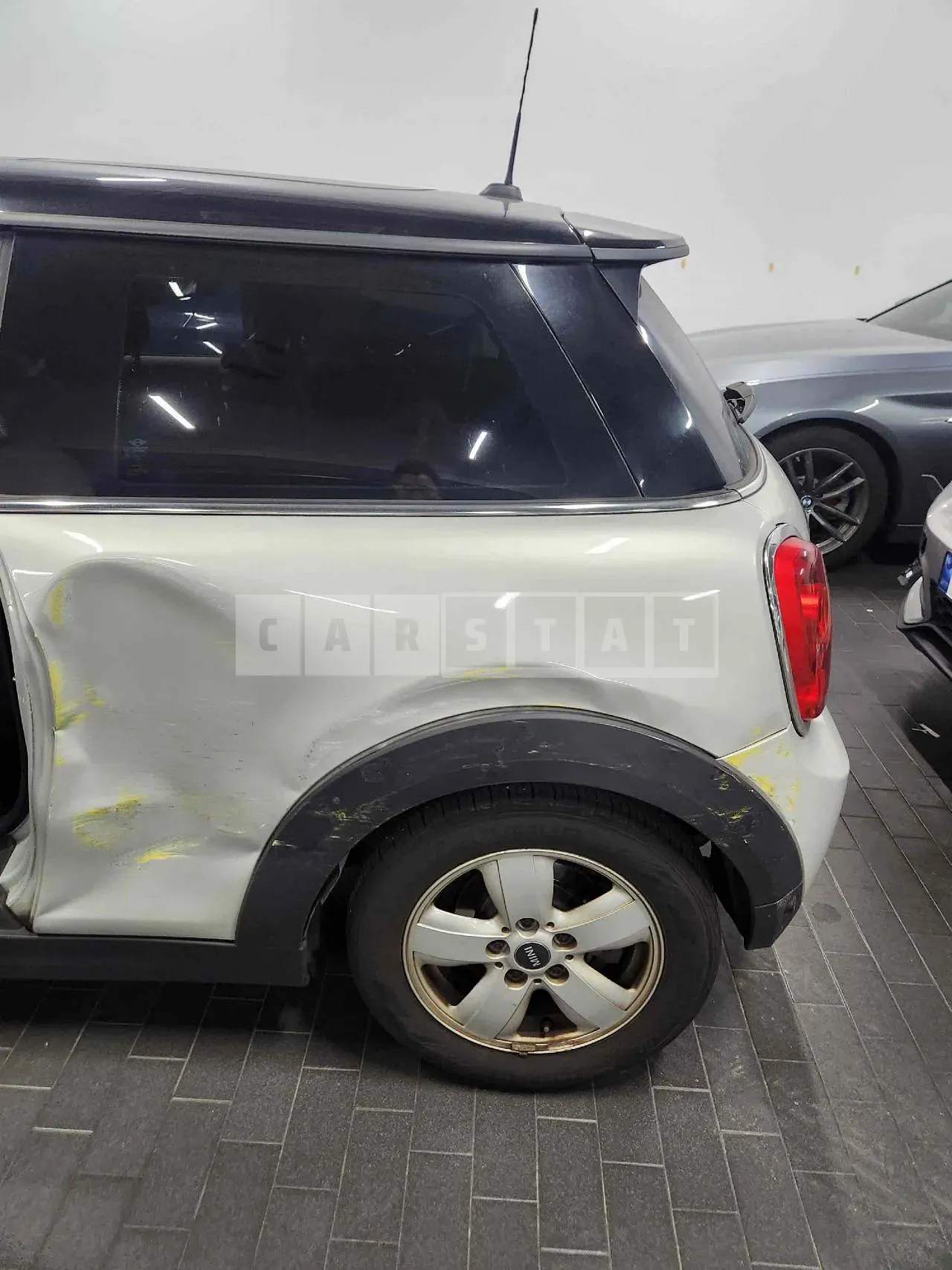 Photo 2 of 20: 2017 MINI Cooper D, VIN WMWXN3101H3C12349 — Korean insurance auction