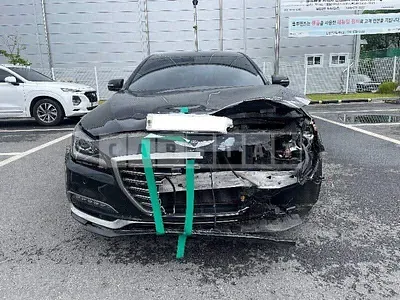 Photo 1 of 39: 2017 Hyundai Genesis G80, VIN KMHGM41DDJU254311 — Korean insurance auction