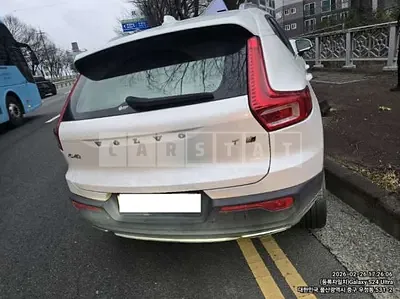 Photo 1 of 5: 2020 Volvo XC40T4 AWD — Korean insurance auction