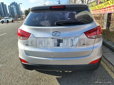 Photo 1 of 9: 2014 Hyundai Tucson — Korean insurance auction
