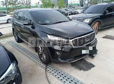 Photo 1 of 32: 2019 Kia Sorento — Korean insurance auction
