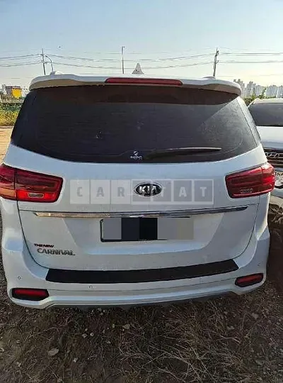 Photo 1 of 73: 2018 Kia Carnivals — Korean insurance auction