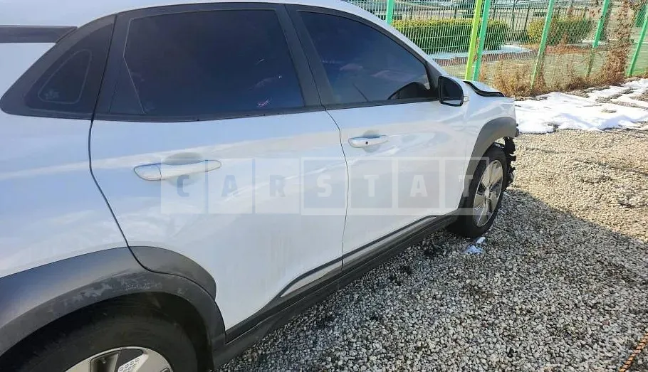 Photo 2 of 32: 2018 Hyundai Kona Electric Car — Korean insurance auction