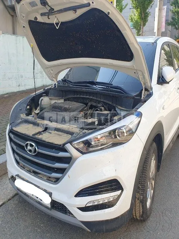 Photo 2 of 9: 2018 Hyundai Tucson, VIN KMHJ281ABJU672665 — Korean insurance auction